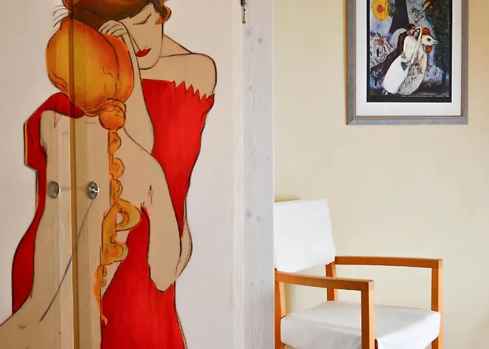 Haus Farbenklang شقة