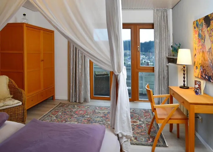 Haus Farbenklang 아파트 *